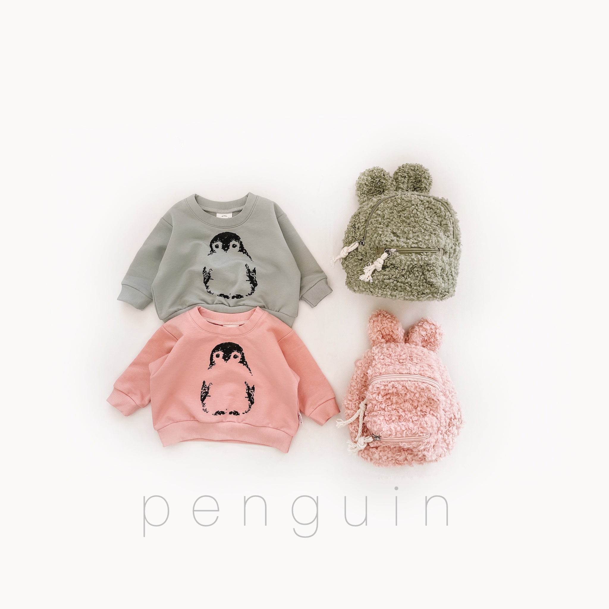 Oversized Signature Sweatshirt with Penguin