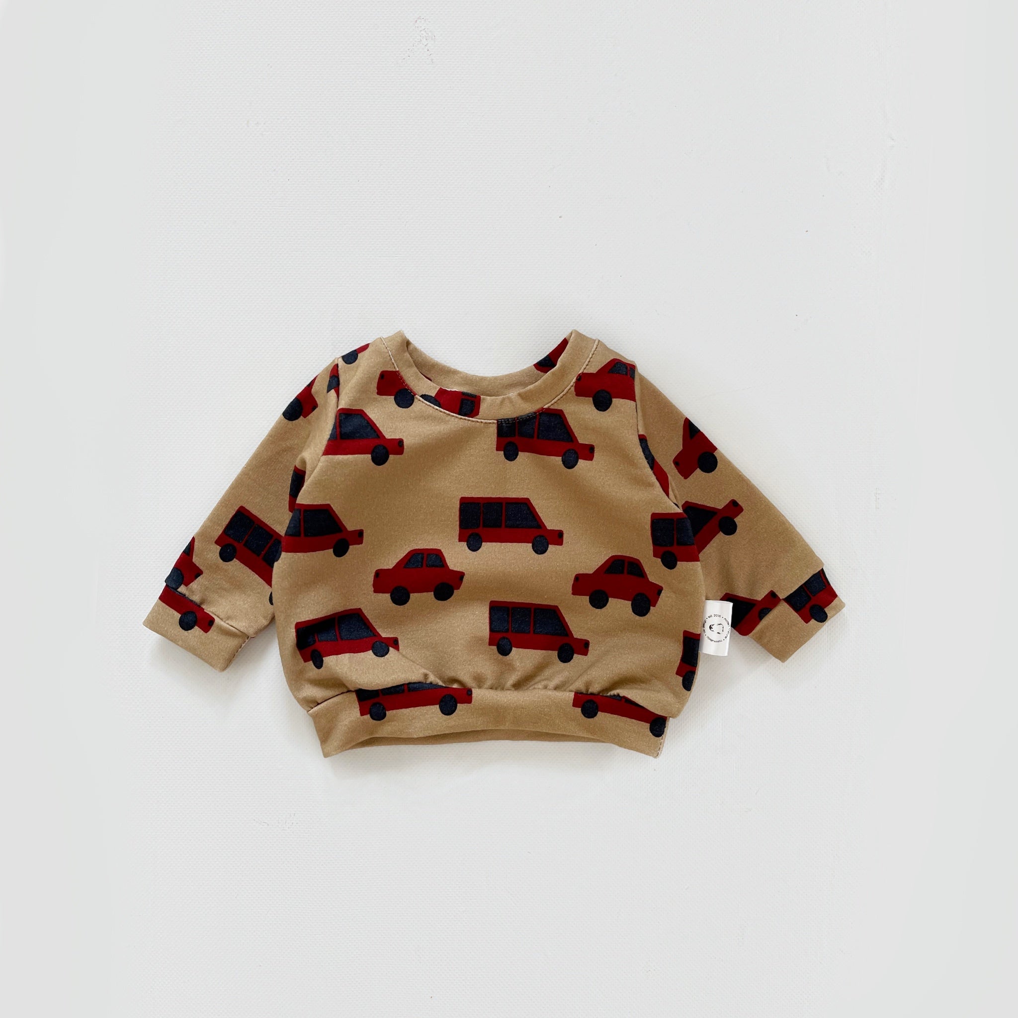 Pullover with Cars on Sand – OLE design